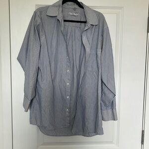 Men’s blue pinstriped button down‎ shirt size